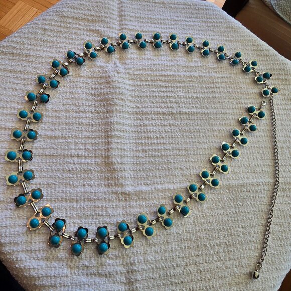 Vintage Accessories - Vintage Silver Flowers with Turquoise Beading Chain Link Belt